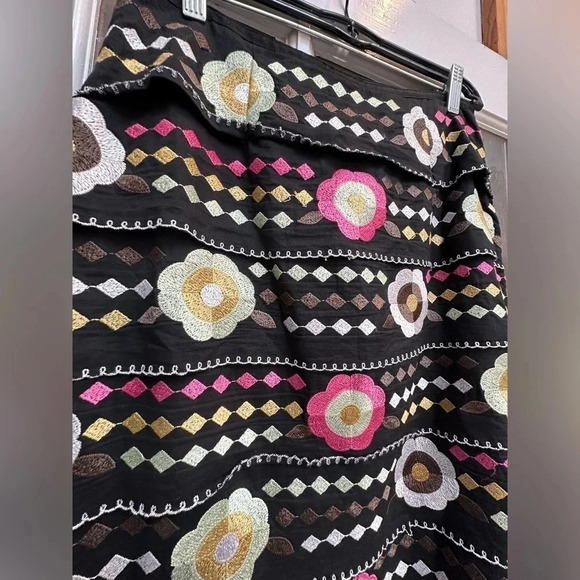 Etcetera | Black Tiered Embroidered Floral Pencil  Skirt Women’s Size 4 - Picture 7 of 11